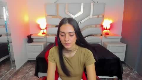 Snapshot of madisoncarzon chatting on 23, 9, 2025 Madison Carzon online show from 23, 9, 2025