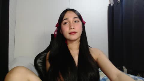 Snapshot of madisonfoxy chatting on 25, 10, 2025 Madison Fox online show from 25, 10, 2025