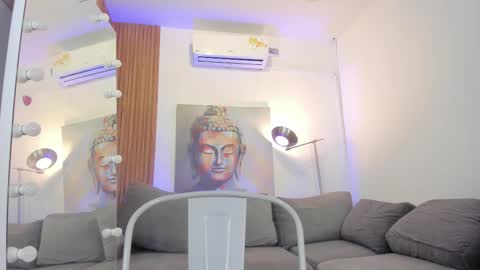 Snapshot of madisson_lux chatting on 26, 2, 2026 madisson_lux online show from 26, 2, 2026