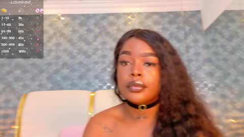 Snapshot of madissonlopez chatting on 12, 10, 2025 Madisson Lopez online show from 12, 10, 2025