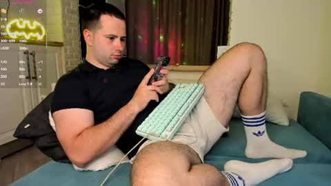 Snapshot of madzuru chatting on 21, 6, 2026 Gregory online show from 21, 6, 2026