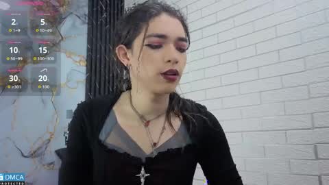 maevekuro online show from 14, 4, 2026