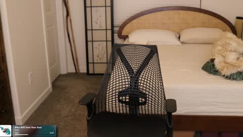 Snapshot of maeveminx chatting on 6, 10, 2025 Mae online show from 6, 10, 2025