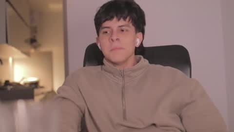 Tony Hoffa online show from 17, 10, 2025