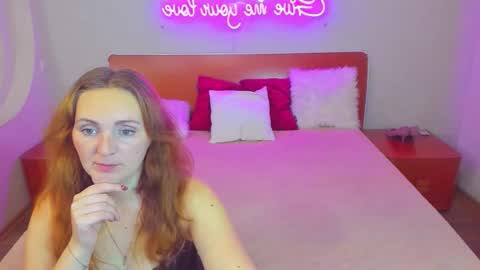 Lili and Bella online show from 23, 11, 2025