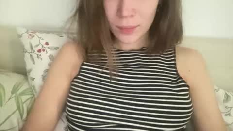 Snapshot of magicgirl50053 chatting on 5, 11, 2025 magicgirl50053 online show from 5, 11, 2025