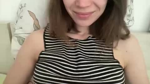 Snapshot of magicgirl50053 chatting on 4, 2, 2026 magicgirl50053 online show from 4, 2, 2026