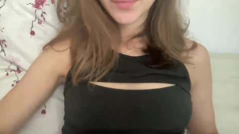 Snapshot of magicgirl50053 chatting on 1, 7, 2026 magicgirl50053 online show from 1, 7, 2026