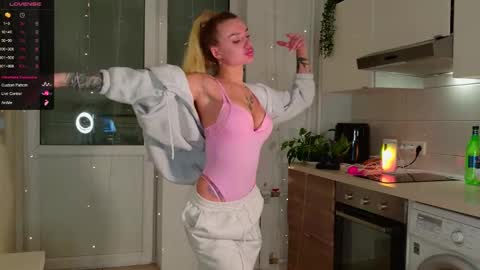 MagicLove online show from 10, 3, 2026