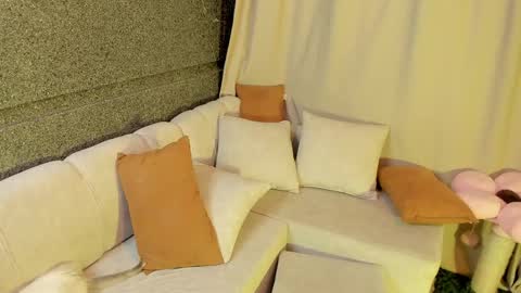 maha_walton online show from 4, 4, 2026