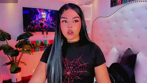 Snapshot of maia_hotts chatting on 20, 7, 2026 CamiiGarcia online show from 20, 7, 2026