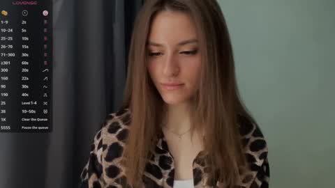 M I A online show from 23, 4, 2026