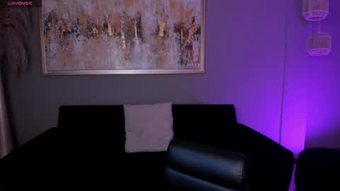  Maia  online show from 3, 3, 2026