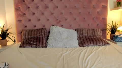  Maia  online show from 23, 2, 2025