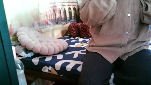 maiili06 online show from 15, 2, 2026