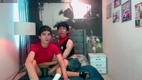 Snapshot of maik_x_dave chatting on 31, 10, 2025 MAIK AND DAVE online show from 31, 10, 2025