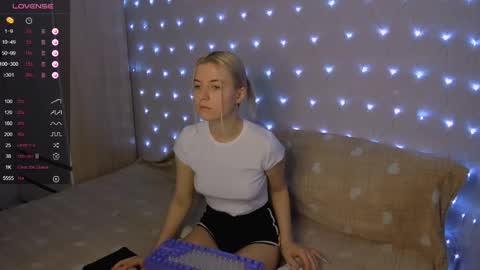 Your kitty online show from 25, 1, 2025