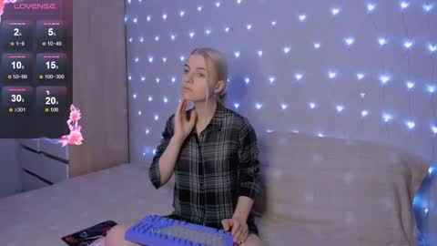 Your kitty online show from 13, 9, 2025