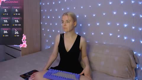 Your kitty online show from 18, 9, 2025