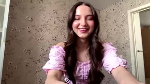 Snapshot of mairagloff chatting on 24, 2, 2026 DIna online show from 24, 2, 2026