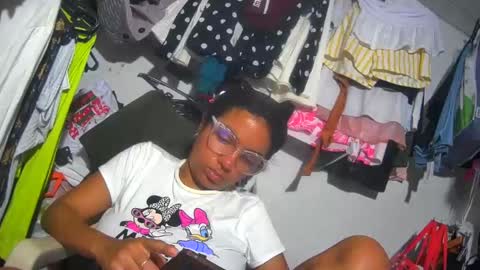 maite2020 online show from 22, 12, 2024