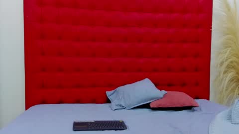 maite_smith69 online show from 20, 2, 2025