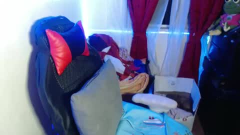 Hello friends Im on another account    online show from 23, 1, 2025