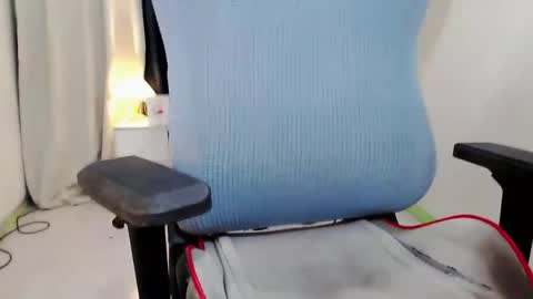 Snapshot of majestic_anne chatting on 15, 12, 2024 Annalyn online show from 15, 12, 2024