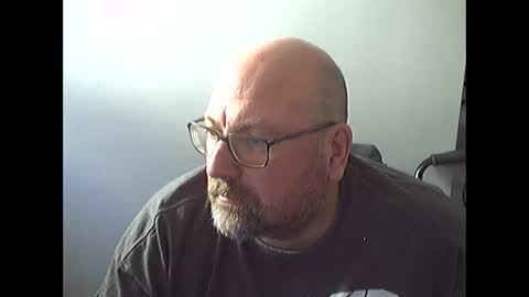 Snapshot of majorgunit chatting on 30, 4, 2026 Chris online show from 30, 4, 2026
