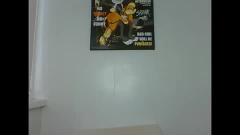 make_mesmile online show from 13, 10, 2025