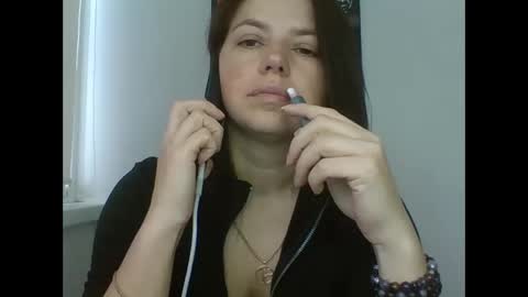 make_mesmile online show from 1, 4, 2026