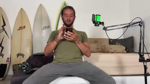 Mack  Makingmoans Twitter online show from 22, 6, 2026