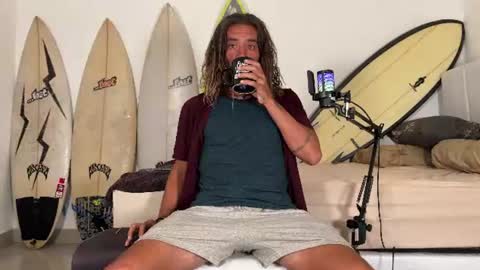 Mack  Makingmoans Twitter online show from 5, 7, 2026