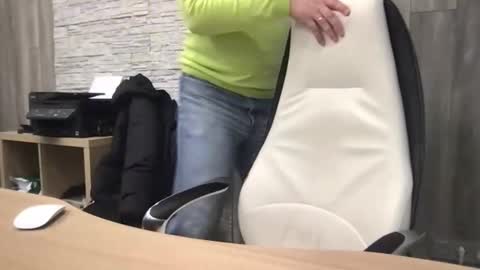 maksoffice online show from 27, 3, 2026