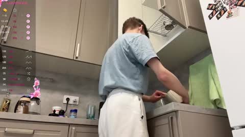 Tom and Mark 3 online show from 8, 2, 2025