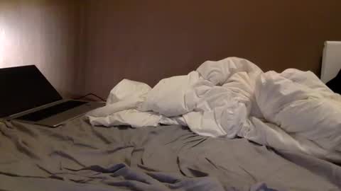 malefrench1 online show from 9, 1, 2026