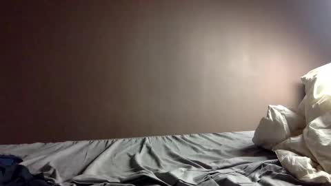 malefrench1 online show from 25, 2, 2026