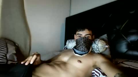 Snapshot of malekthick chatting on 9, 6, 2026 malekthick online show from 9, 6, 2026