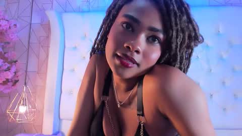 Malika soleil  online show from 28, 2, 2026