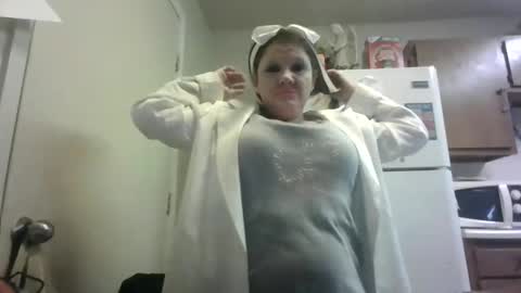 Snapshot of malinda702 chatting on 10, 1, 2025 malinda702 online show from 10, 1, 2025