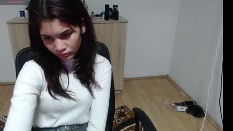 Snapshot of mallorymyers chatting on 27, 10, 2025 mallorymyers online show from 27, 10, 2025