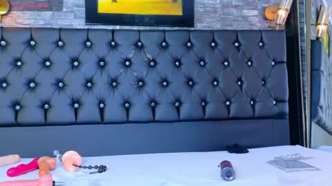 malory_cortez1 online show from 22, 4, 2026