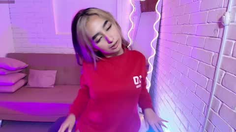 Malory  online show from 7, 3, 2025