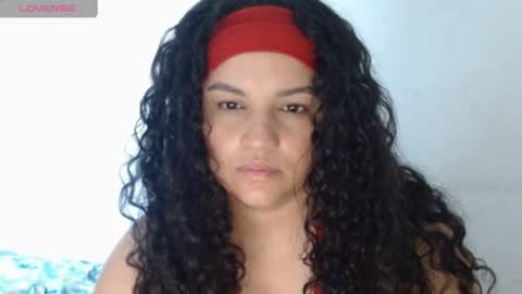 MI INSTAGRAM soy glory01 online show from 5, 4, 2026