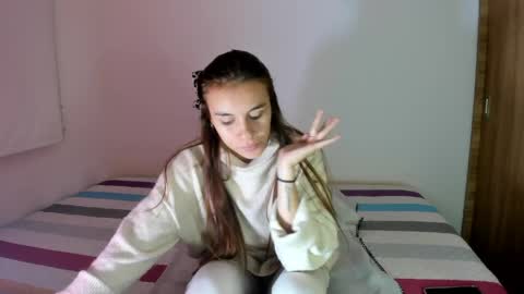 instagram  nueela   online show from 5, 4, 2026