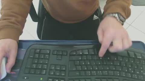 Snapshot of maly246 chatting on 8, 2, 2026 maly246 online show from 8, 2, 2026