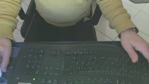 Snapshot of maly246 chatting on 15, 2, 2026 maly246 online show from 15, 2, 2026