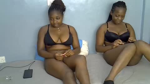 mama_pussie online show from 27, 11, 2025