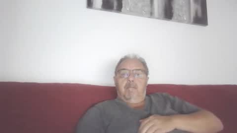 Snapshot of mambow99 chatting on 19, 1, 2025 OLDMANFREE online show from 19, 1, 2025