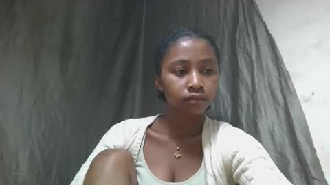 mamieriela online show from 14, 4, 2026